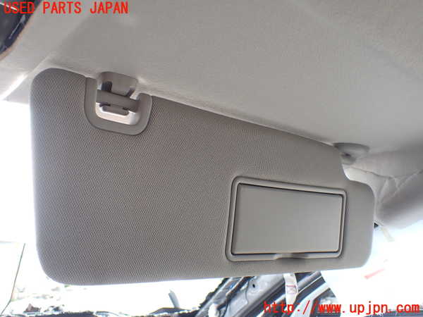 1UPJ-9228977625]ヴェゼル ハイブリッド(e：HEV)(RV5)室内サンバイザー右側 中古_2