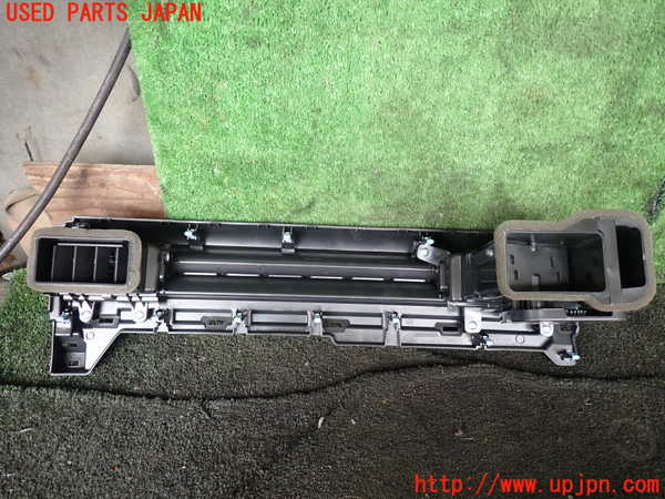 1UPJ-9228977527]ヴェゼル ハイブリッド(e：HEV)(RV5)エアコン吹き出し口2 (左) 中古_4