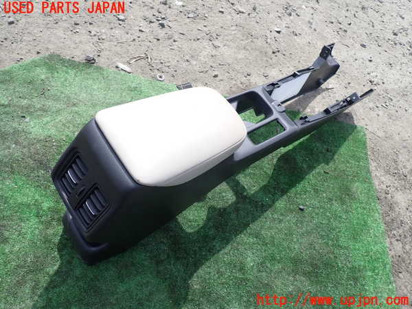 1UPJ-9228977540]ヴェゼル ハイブリッド(e：HEV)(RV5)センターコンソール 中古_3