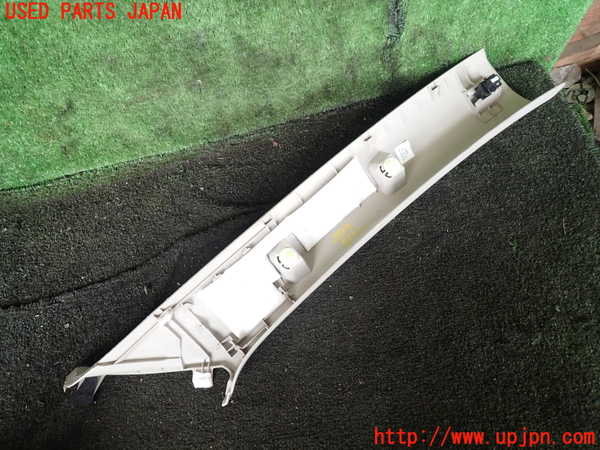 1UPJ-9228977660]ヴェゼル ハイブリッド(e：HEV)(RV5)左フロントピラートリム 中古_3