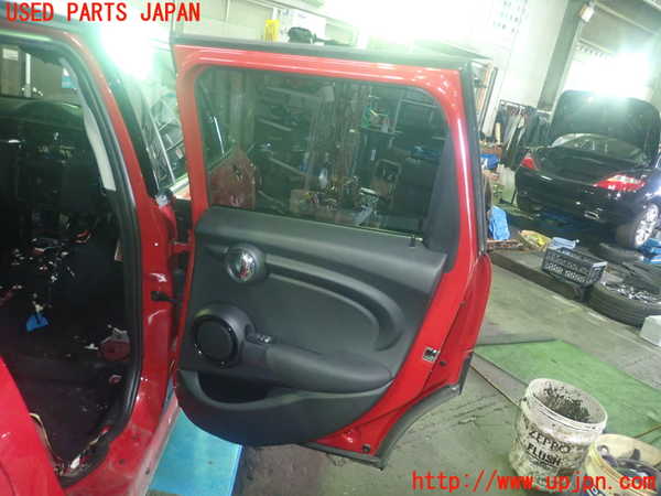 1UPJ-9228981290]BMW ミニ(MINI)クーパーD F55(XT15)右後ドア AGC M188 中古_4