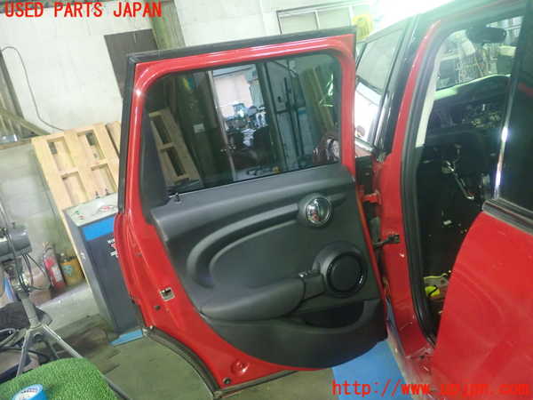 1UPJ-9228981320]BMW ミニ(MINI)クーパーD F55(XT15)左後ドア AGC M188 中古_5