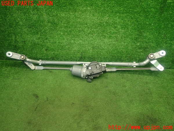 1UPJ-9228986770]BMW ミニ(MINI)クーパーD F55(XT15)フロントワイパーモーター 中古_4