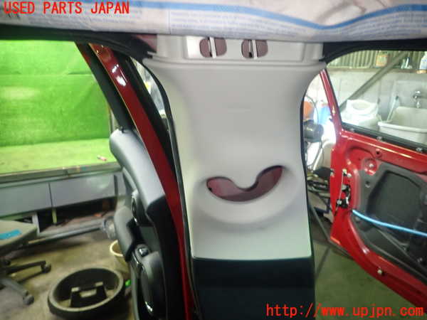 1UPJ-9228987670]BMW ミニ(MINI)クーパーD F55(XT15)左センターピラートリム 中古_2