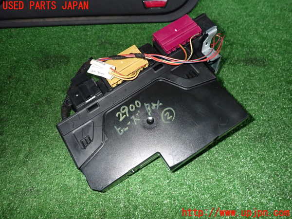 2UPJ-9229006742]ベンツ C200 ステーションワゴン(204248)ヒューズボックス2 中古_2