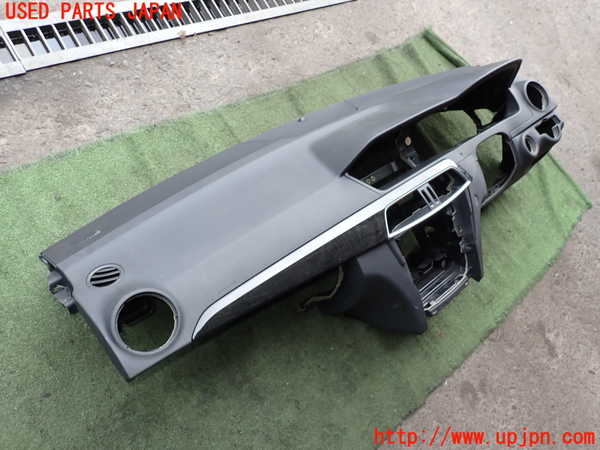 2UPJ-9229007505]ベンツ C200 ステーションワゴン(204248)ダッシュボード 中古_2