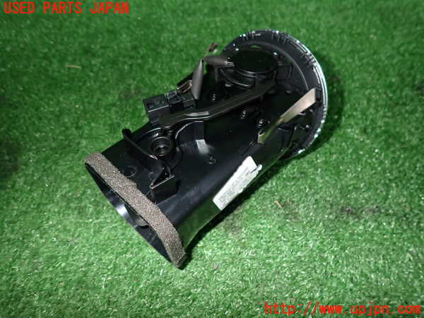 2UPJ-9229007527]ベンツ C200 ステーションワゴン(204248)エアコン吹き出し口2 (右) 中古_2