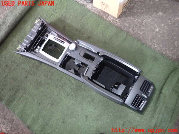 2UPJ-9229007540]ベンツ C200 ステーションワゴン(204248)センターコンソール 中古_2