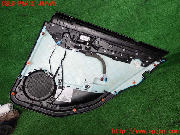 2UPJ-9229001324]ベンツ C200 ステーションワゴン(204248)左後ドア内張り 中古_3