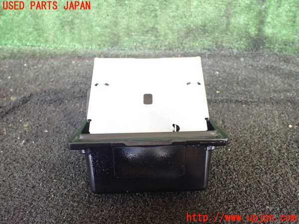 1UPJ-9229027821]ランクルプラド(KDJ95W)灰皿1 中古_3