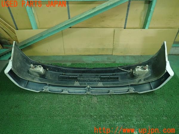 3UPJ=9229030048]ランドクルーザー100(UZJ100W)中期 純正 フロントバンパー 中古_4