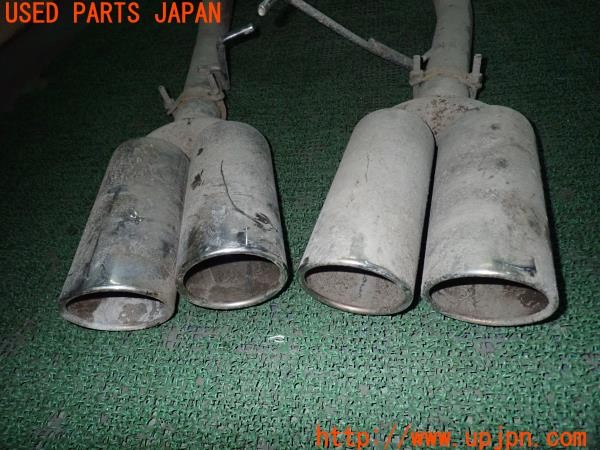 3UPJ=9229030152]ランドクルーザー100(UZJ100W)中期 社外 リアマフラー 左右4本出し 中古_3