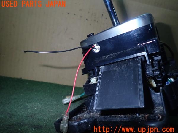 3UPJ=9229030205]ランドクルーザー100(UZJ100W)中期 シグナス純正 流用? シフトレバー シフトパネル 中古_4