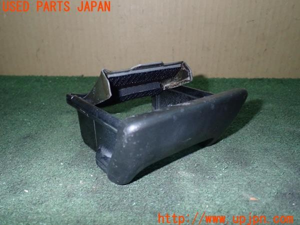 3UPJ=9229030652]ランドクルーザー100(UZJ100W)中期 純正 灰皿 吸い殻入れ ホルダー 中古_2
