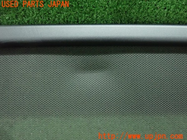 3UPJ=9229050602]BMW Z4(LM30 E89)純正 ウィンドディフレクター 中古_2