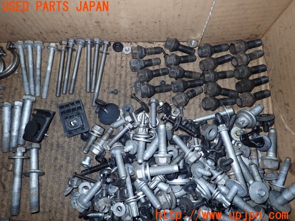 3UPJ=9229050720]BMW Z4(LM30 E89)ネジ・ナット・ステー類 セット ジャンク_4