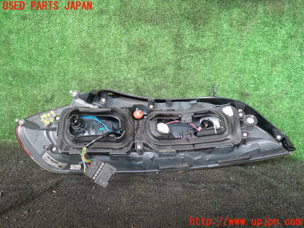 1UPJ-9229051530]BMW Z4 E89(LM30)右テールランプ 中古_2