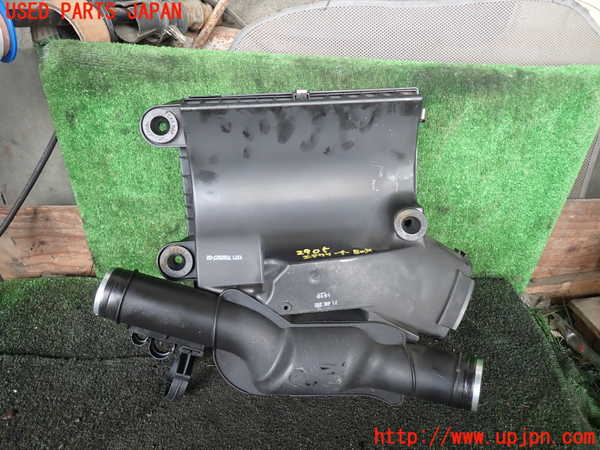 1UPJ-9229052560]BMW Z4 E89(LM30)エアクリーナーボックス 中古_2