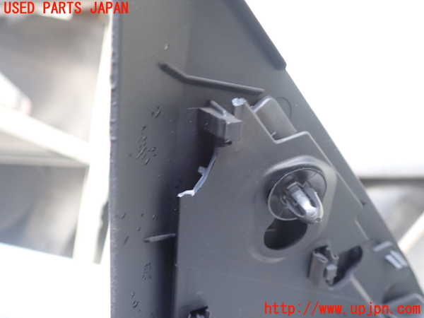 1UPJ-9229057680]BMW Z4 E89(LM30)左リアピラートリム 中古_3