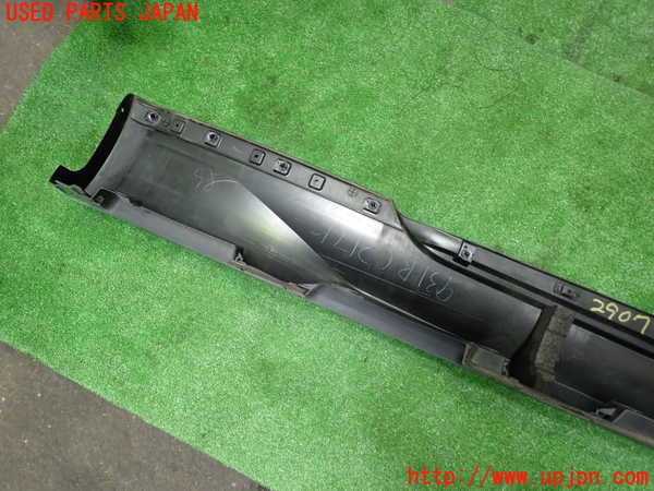 1UPJ-9229071392]レクサス・RC300h(AVC10)左サイドステップ 中古_5