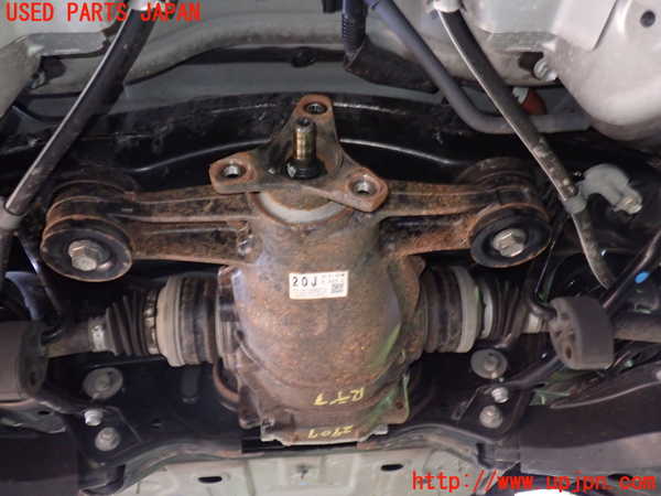 1UPJ-9229074355]レクサス・RC300h(AVC10)リアデフ 中古_4