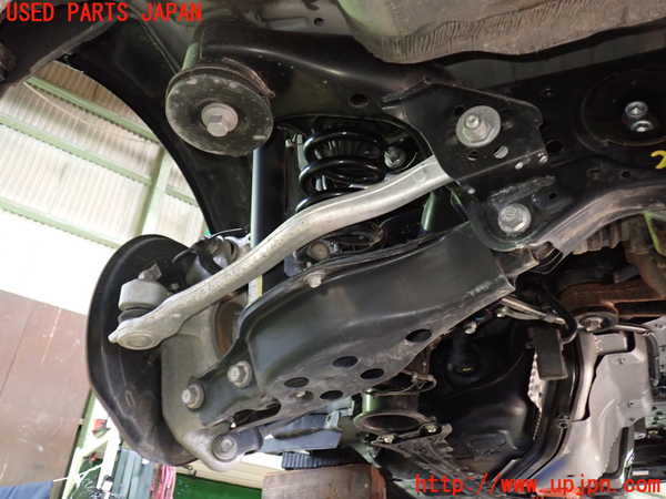 1UPJ-9229075295]レクサス・RC300h(AVC10)リアメンバー 中古_4