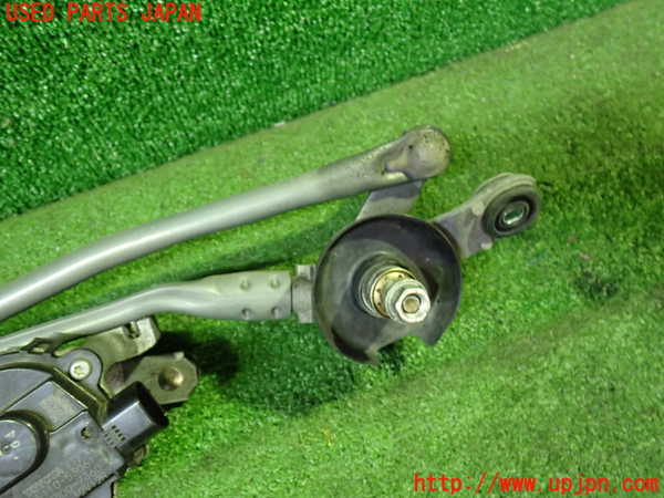 1UPJ-9229076770]レクサス・RC300h(AVC10)フロントワイパーモーター 中古_2