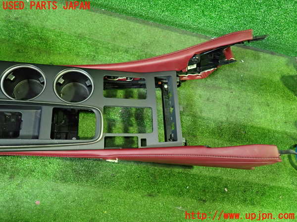 1UPJ-9229077540]レクサス・RC300h(AVC10)センターコンソール 中古_3