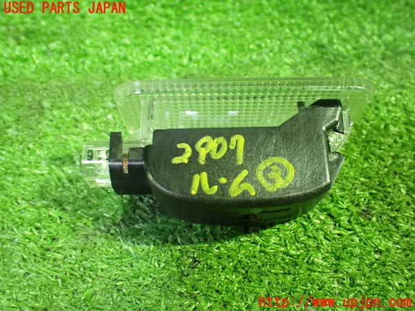 1UPJ-9229076413]レクサス・RC300h(AVC10)ルームランプ3 中古_2