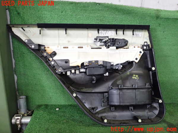 2UPJ-9229091294]シビック タイプR(FD2)右後ドア内張り 中古_3