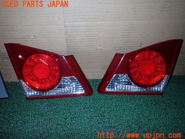 3UPJ=9229100547]シビック タイプR(FD2)前期 純正 テールランプ フィニッシャー付き 中古_3
