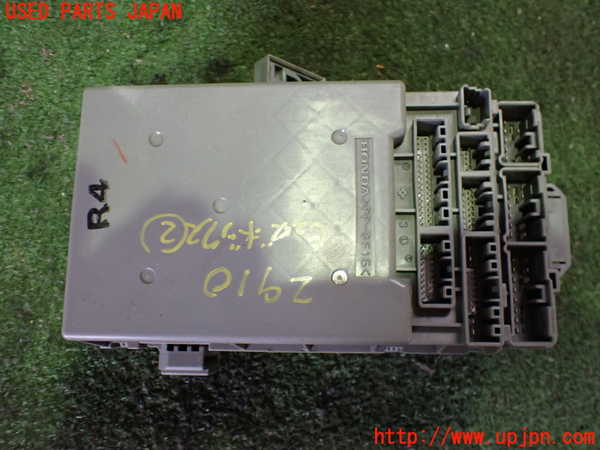 2UPJ-9229106742]シビック タイプR(FD2)ヒューズボックス2 中古_2