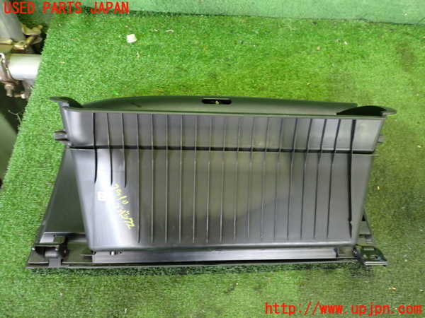 2UPJ-9229107516]シビック タイプR(FD2)グローブボックス1 中古_2