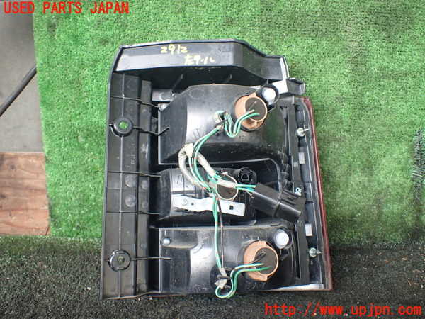 1UPJ-9229121536]デリカD：5(CV2W)左テールランプ 中古_2