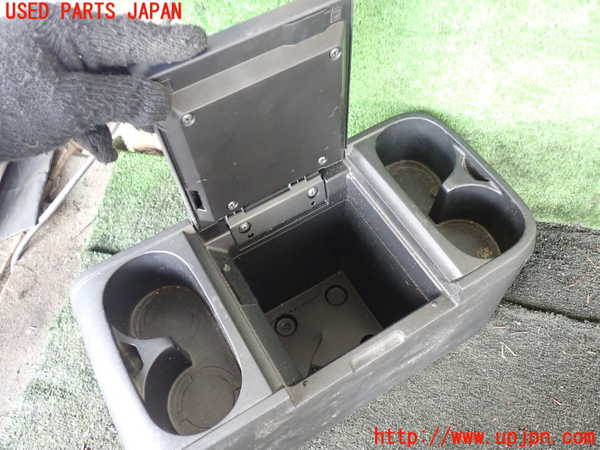 1UPJ-9229147540]デリカD：5(CV1W)センターコンソール 中古_3
