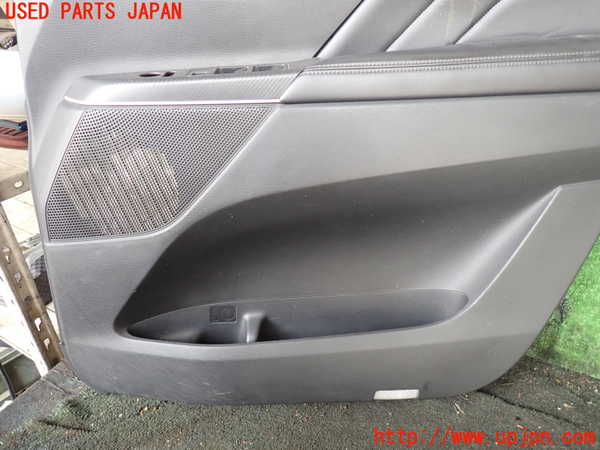 1UPJ-9229141234]デリカD：5(CV1W)右前ドア内張り 中古_3