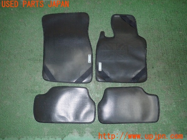 3UPJ=9229160629]BMW ミニ(MINI)クーパー(XM15 F56)UNITED MINI CARS ユナイテッドミニカーズ フロアマット 中古_2