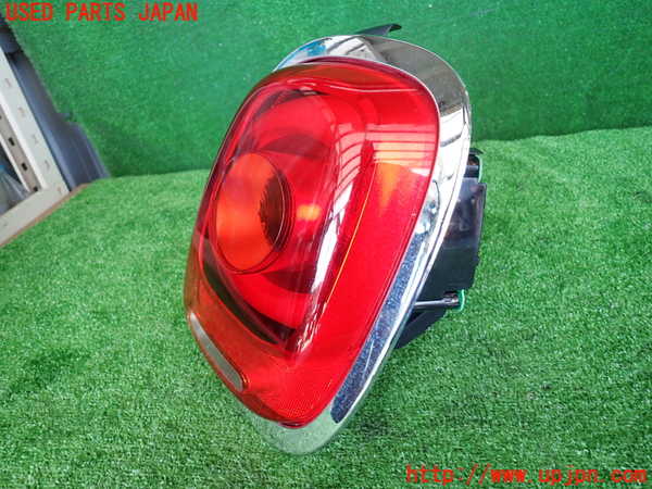 2UPJ-9229161530]BMW ミニ(MINI)クーパー(XM15)右テールランプ 中古_2