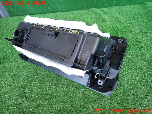 2UPJ-9229167516]BMW ミニ(MINI)クーパー(XM15)グローブボックス1 中古_3