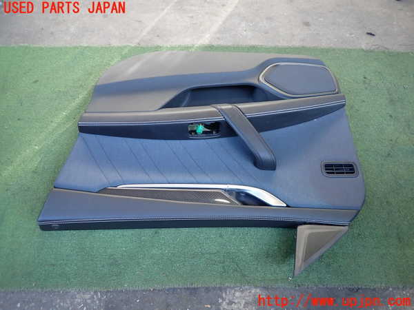 2UPJ-9229181234]マセラティ・ギブリ(MG30C)右前ドア内張り 中古_2