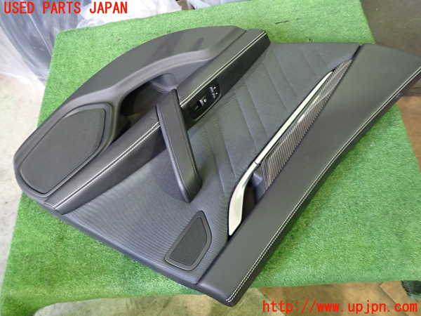 2UPJ-9229181324]マセラティ・ギブリ(MG30C)左後ドア内張り 中古_2