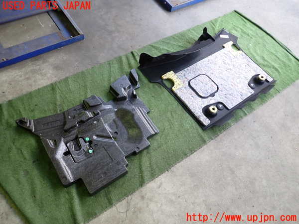 2UPJ-9229187773]マセラティ・ギブリ(MG30C)ラゲッジトレイ3 中古_4