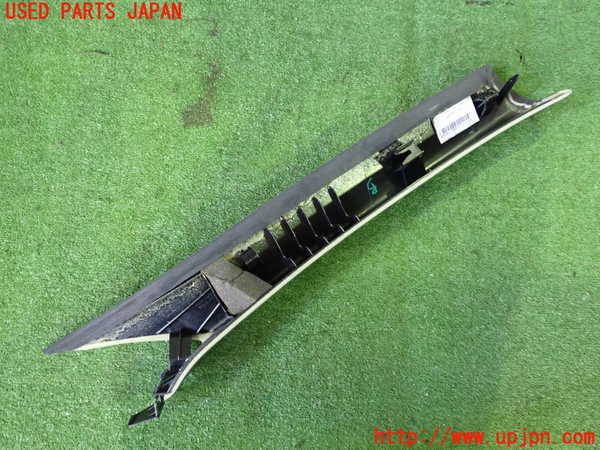 2UPJ-9229187660]マセラティ・ギブリ(MG30C)左フロントピラートリム 中古_2
