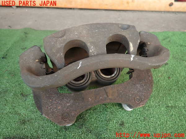 2UPJ-9229204080]キャデラック・CTS スポーツセダン(X322B)右フロントキャリパー (左ハンドル) 中古_2