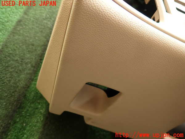 2UPJ-9229207505]キャデラック・CTS スポーツセダン(X322B)ダッシュボード (左ハンドル) 中古_4