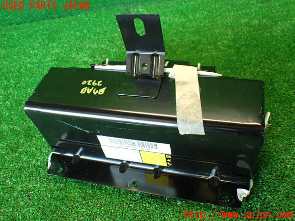 2UPJ-9229207870]キャデラック・CTS スポーツセダン(X322B)助手席側エアバッグカバー (左ハンドル) 中古_2