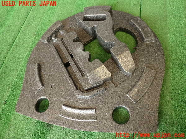 2UPJ-9229207772]キャデラック・CTS スポーツセダン(X322B)ラゲッジトレイ2 (左ハンドル) 中古_3