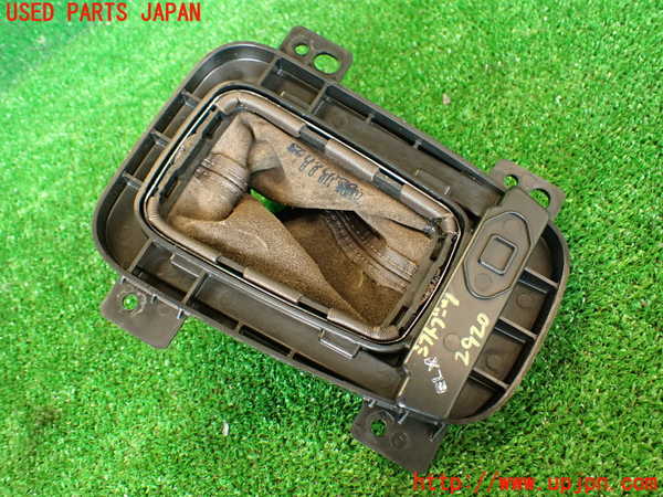 2UPJ-9229207575]キャデラック・CTS スポーツセダン(X322B)シフトブーツ (左ハンドル) 中古_4
