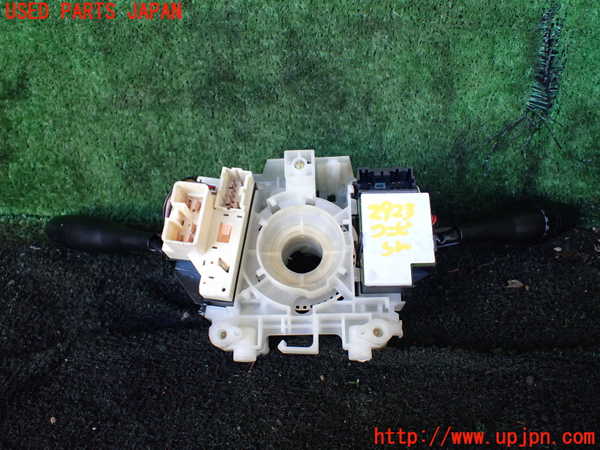 1UPJ-9229236720]パジェロ(V45W)コンビネーションスイッチ 中古_4