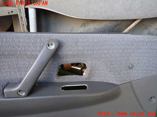 1UPJ-9229231264]パジェロ(V45W)左前ドア内張り 中古_2